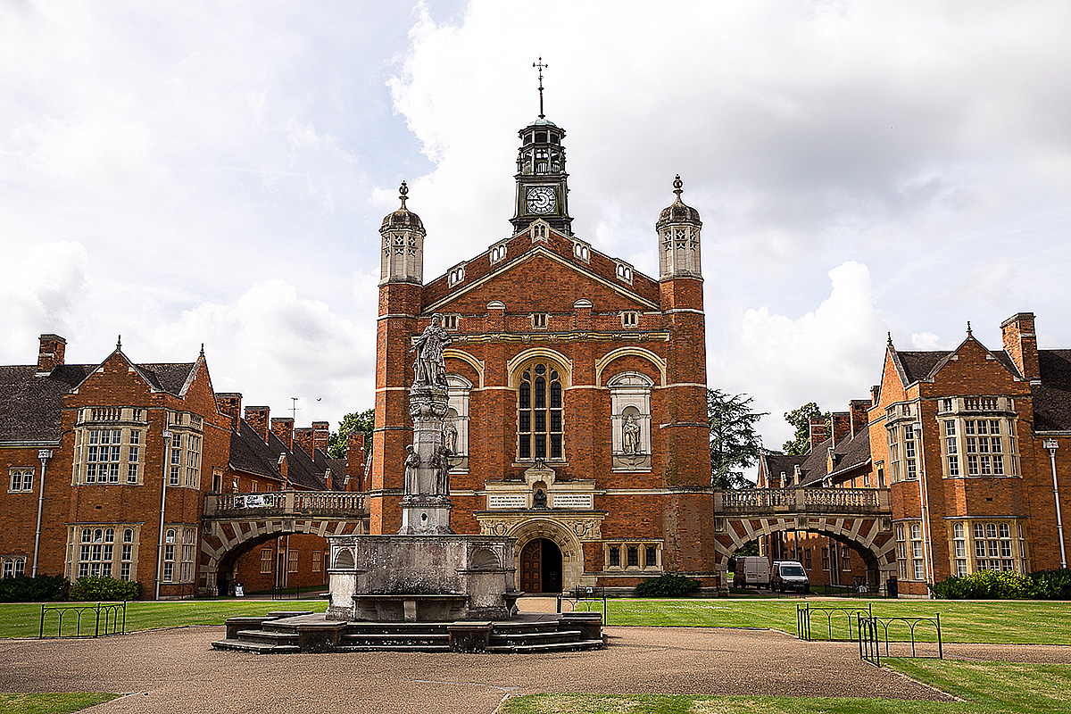 Alternative image text