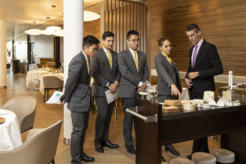 Alternative image text