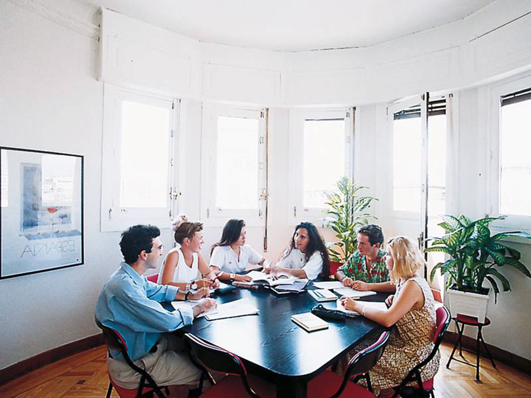 Alternative image text