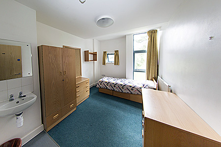 camp-kings-summer-united-kingdom-bath-accommodation-2.jpg