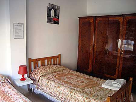 instituto-de-idiomas-spain-ibiza-schoo-apartment-1.jpg